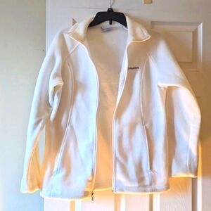 Women's Columbia fleece - size L